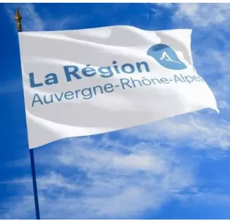 Le drapeau de la Région Auvergne Rhône Alpes - Net Collectivités