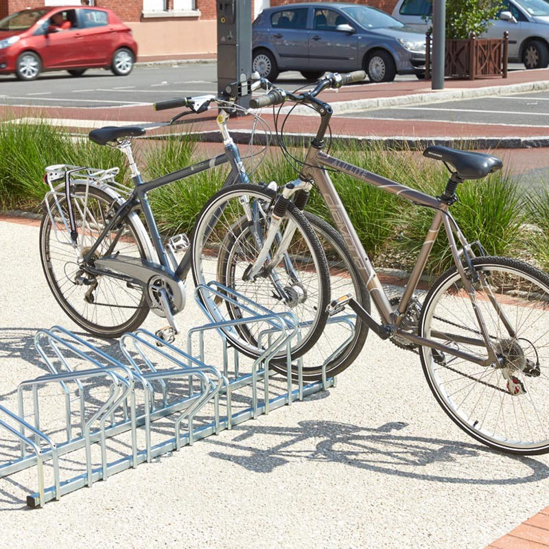 Râtelier range vélos 5 places en métal - Équipements vélos