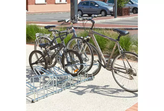 Le râtelier pour vélo en rangement face à face