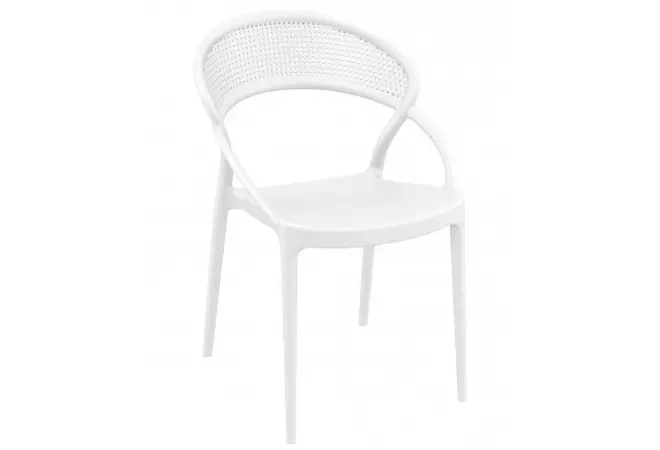 Chaise spacieuse blanche