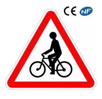 Panneau routier VIGILANCE PASSAGE DE CYCLISTES ET CYCLOMOTORISTES (A21)