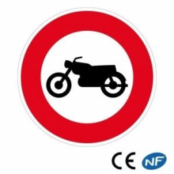 Panneau de signalisation indiquant un accès interdit aux motocyclettes