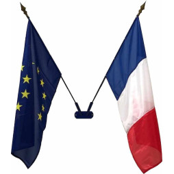 Porte 2 drapeaux de façade + 2 drapeaux